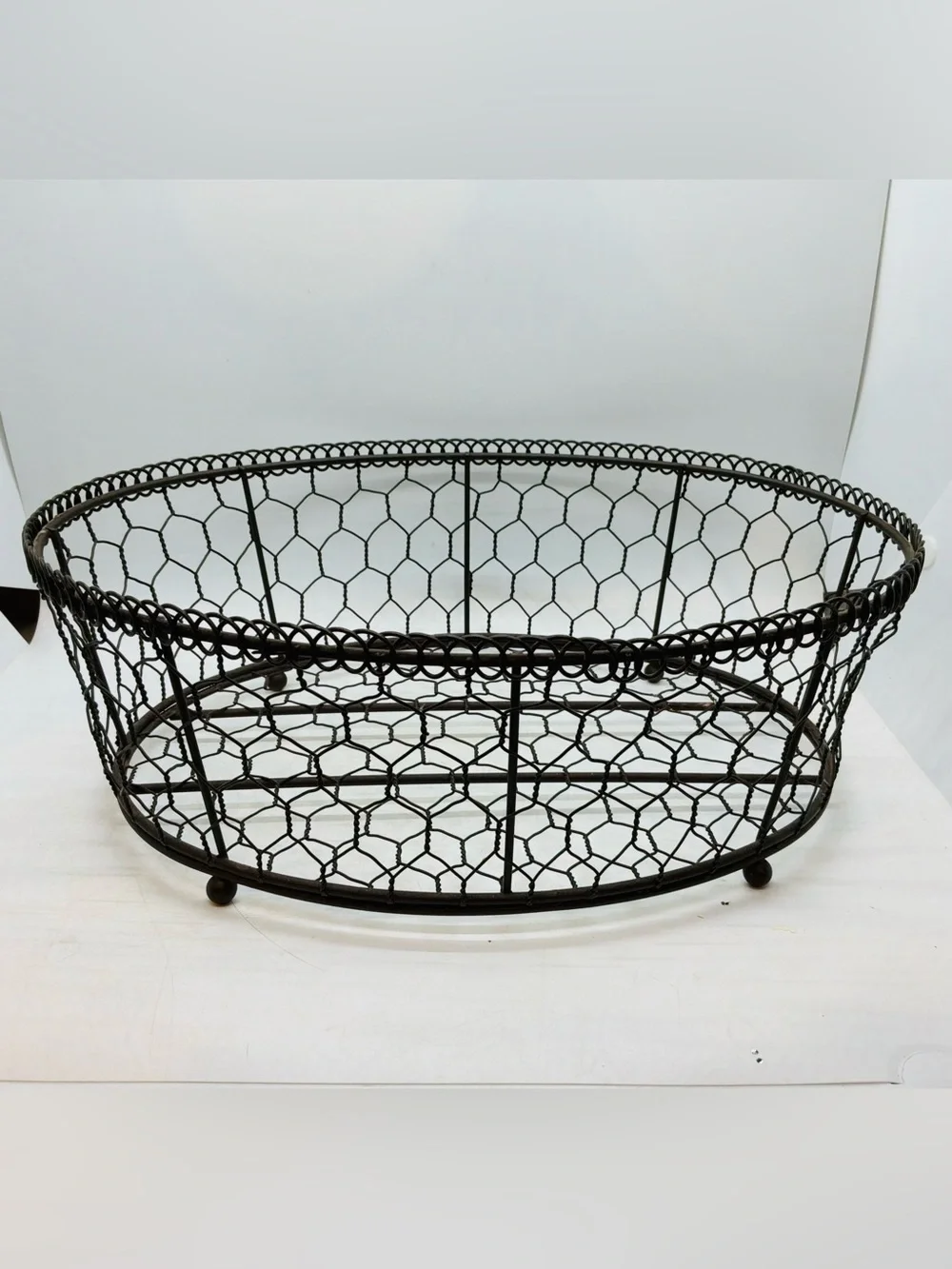 Vintage Gourmet Farmers Market Oval Wire Centerpiece Fruit Basket, 12”Lx9.5”W